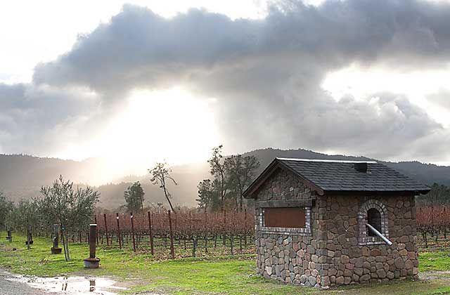 december weather wine country